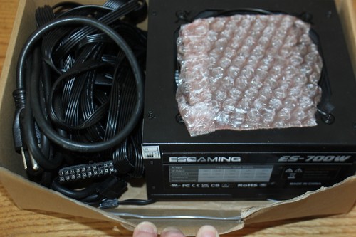ESGAMING 700W Non-Modular Power Supply, Low Noise, 120mm Fan ATX PSU 115/230V - Photo 8/8