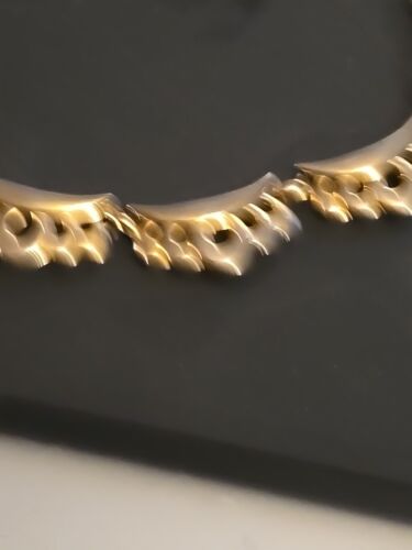 Collar Gargantilla Vintage Monet Tono Dorado Estilo - Imagen 3 de 4