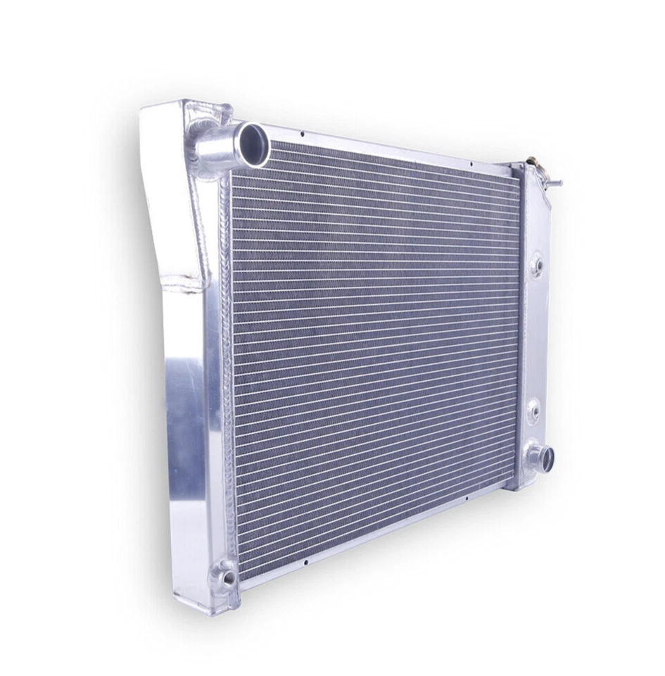 Radiador 3 filas 68-74 Chevy Nova/Impala/68-87 El Camino/70-81 Camaro/80-87 Regal Foto 2 de 4