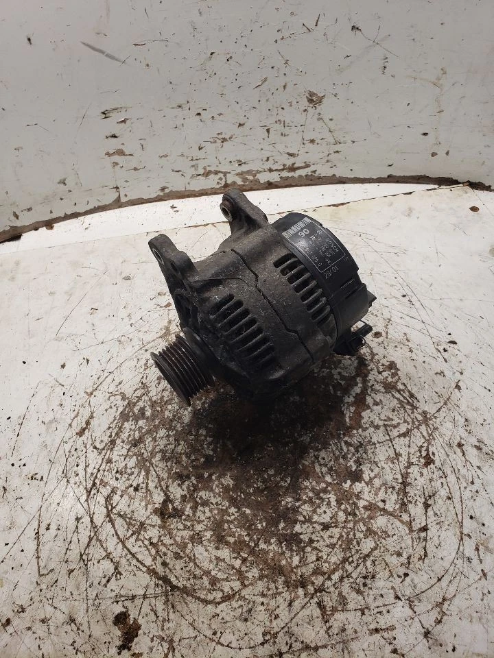 Alternador Convertible 90 Amp Valeo Fabricante Se Adapta 93-02 GOLF 1360543 Foto 4 de 4
