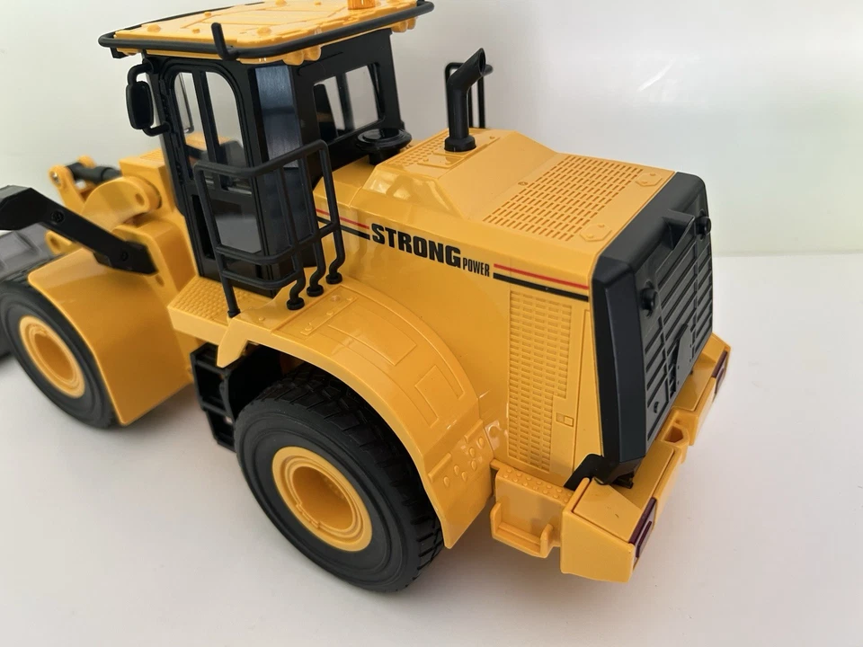 HUINA TOYS 1552 RC 1:16 Scale Remote Control Loader, 11 Functions, Open Box - Image 4 of 4