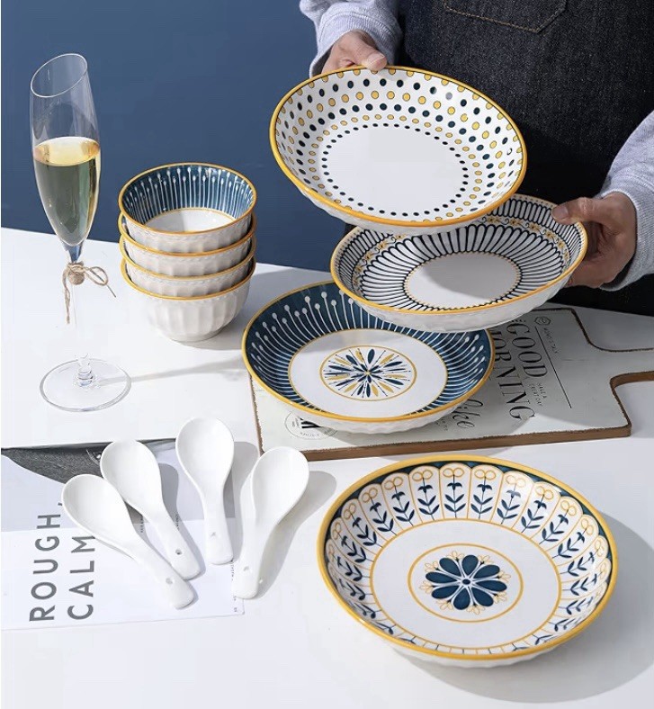 For 4, Blue Gold Abstract Pattern, Plates Bowls Spoons