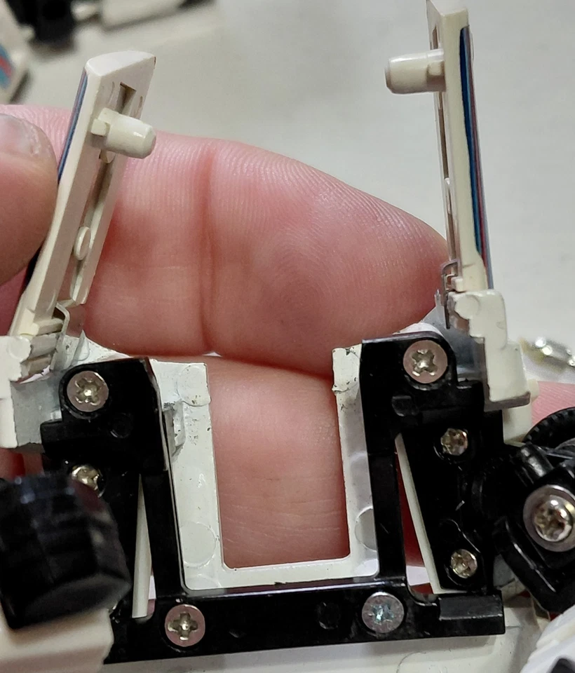 Transformers G1 Vintage Wheeljack Mirage Hound Sunstreaker Jazz Takara Hasbro  - Image 3 of 4