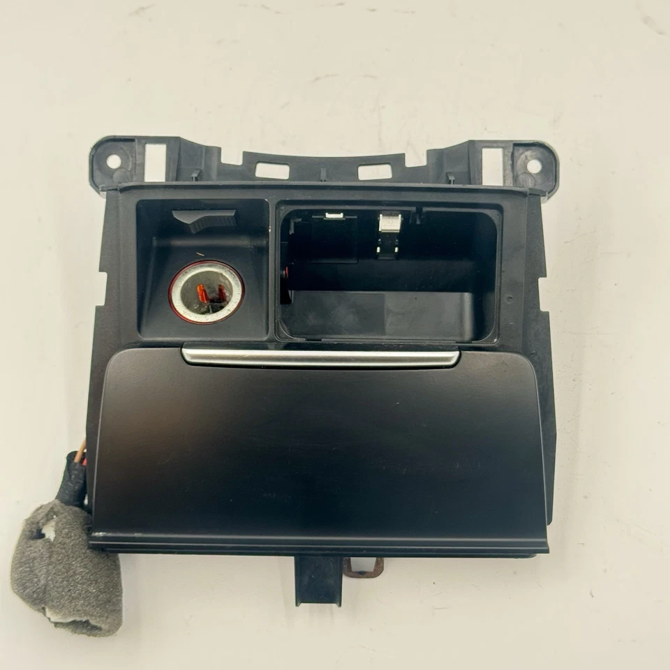 2008 - 2016 AUDI A4 S4 A5 S5 ПЕРЕДНЯЯ ЦЕНТРАЛЬНАЯ КОНСОЛЬ ПЕПЕЛЬНИЦА 8K0857951 ЧЕРНЫЙ OEM - Изображение 3 из 4