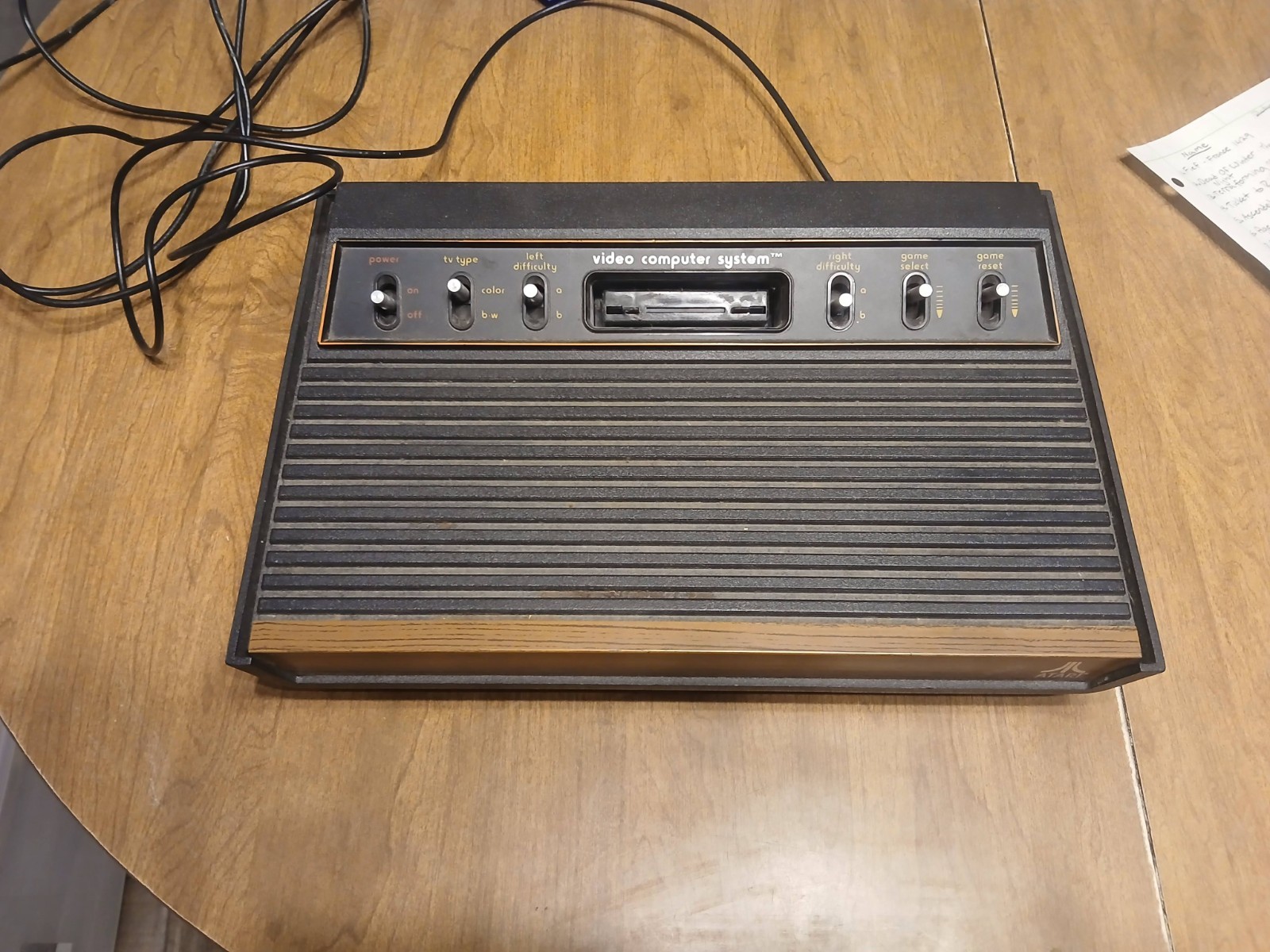 Atari 2600 Launch Edition Woodgrain Console (NTSC) - missing controller
