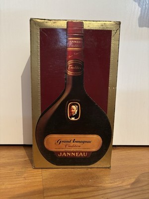 Flasche Grand Armagnac Janneau Tradition   ein französischer Armagnac 40%vol 0,7