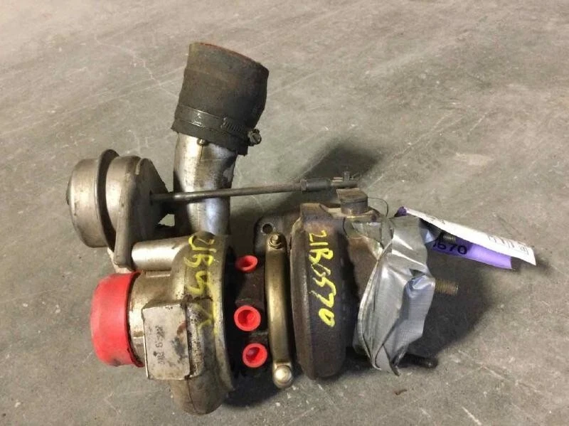 2004-2006 Volvo S80 Engine Turbo Charger 2.5T Used Foto 2 de 3