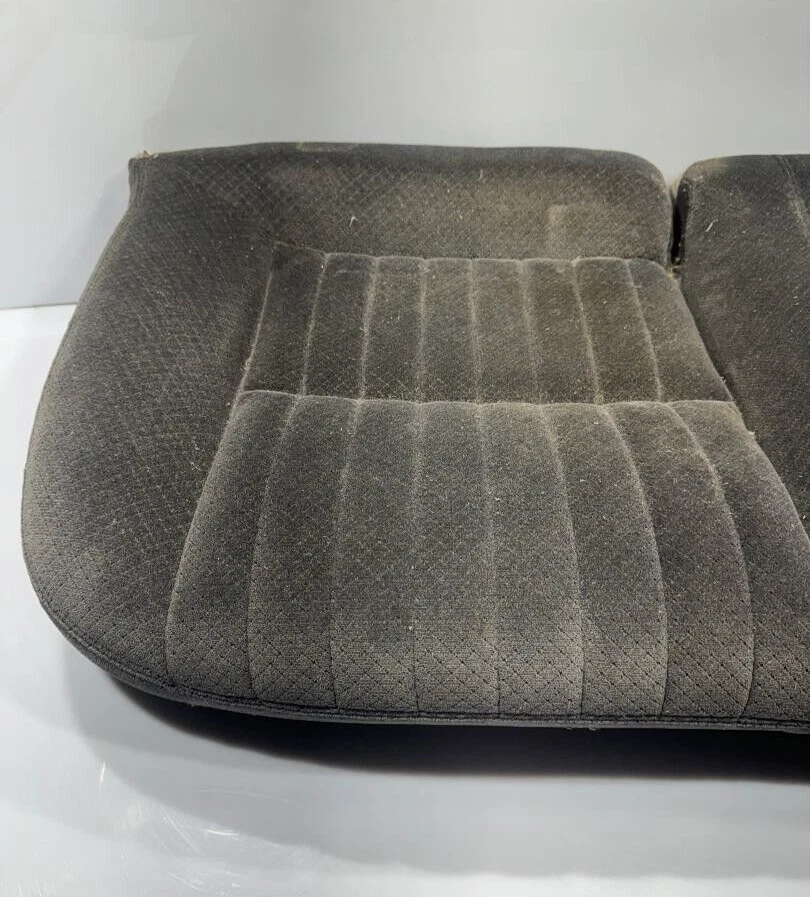 Pontiac Grand Prix 2000-2003 parte trasera asiento de banco de tela genuino fabricante de equipos originales usado GM Foto 2 de 4