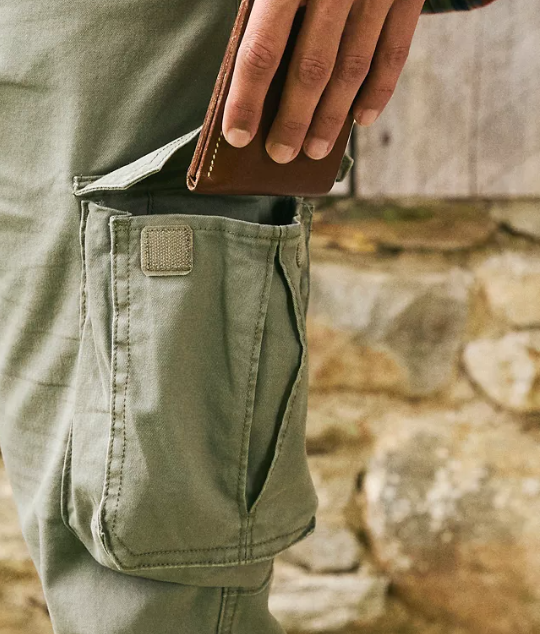 Wrangler Authentics Men's Regular Tapered Cargo Pant, Teak