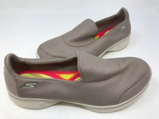 goga pillars shoes price