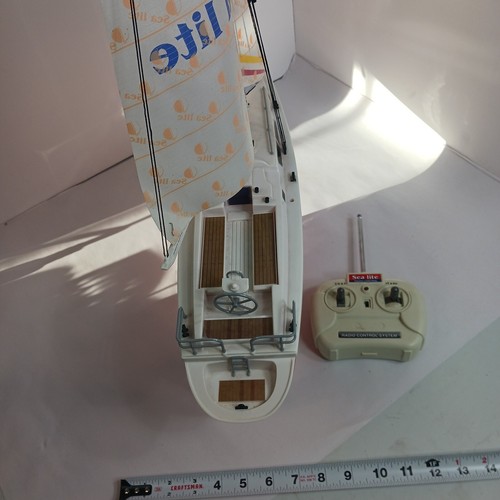 Golden Brite Sea Lite 37 RC Radio Controlled Sailboat Boat Tested Working - Picture 7 of 20