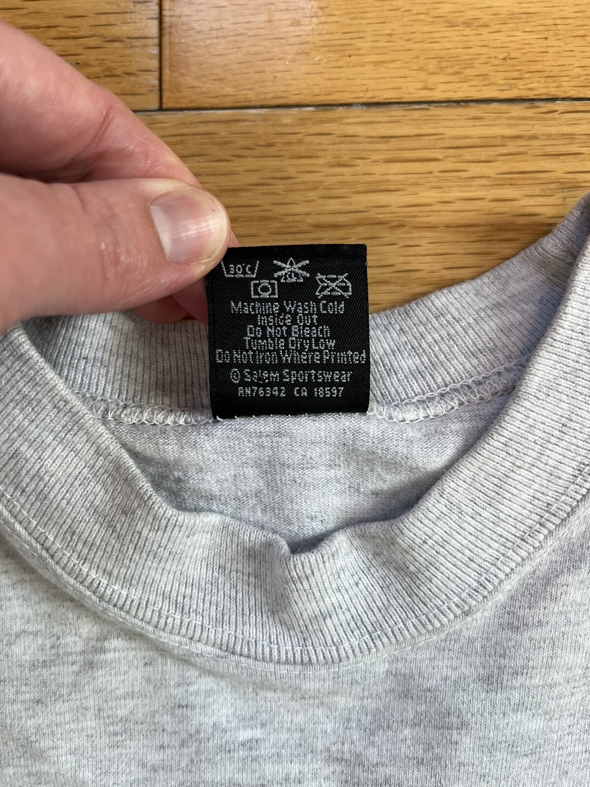 T shirt vintage Lakers fila anteriore Salem abbigliamento sportivo M grigio cucito logo ortografico