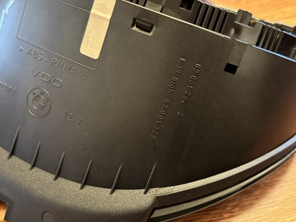 Cuadro de instrumentos automático velocímetro OEM BMW E39 540i 1997-2003  Foto 4 de 4