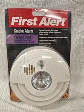 First Alert Smoke & Fire Alarm w/ Escape Light  New/Sealed SA150C