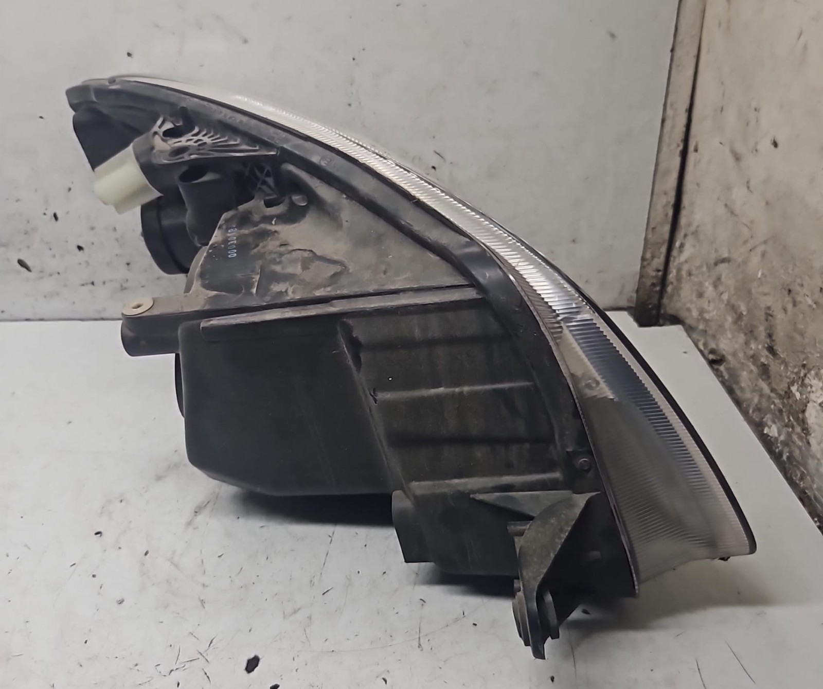 FARO FANALE ANTERIORE SINISTRO SX PER SKODA Roomster 1° Serie (06>)