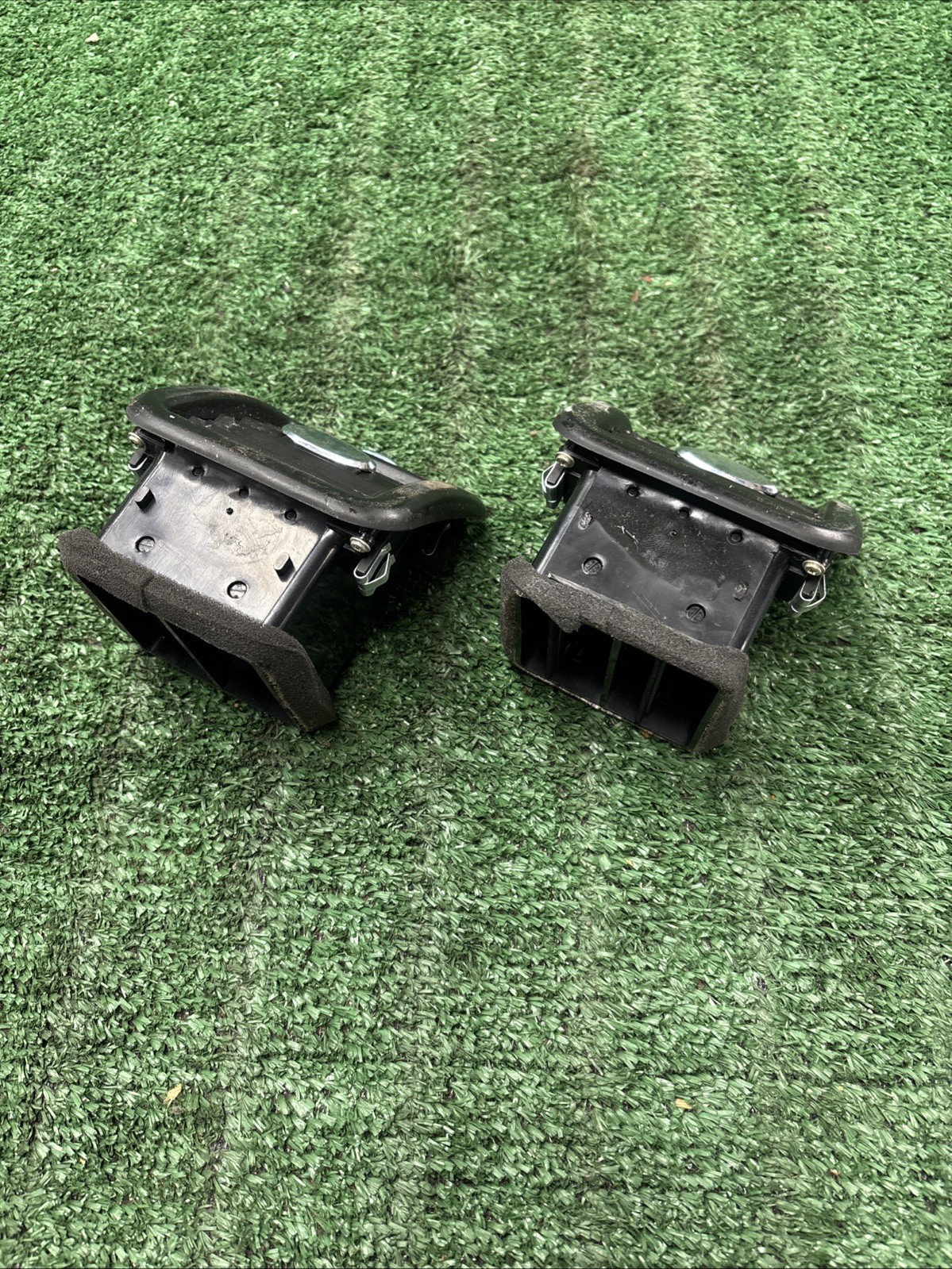 03-13 Maserati Quattroporte M139 Front Center Console AC Air SET Vent 225787 Oem