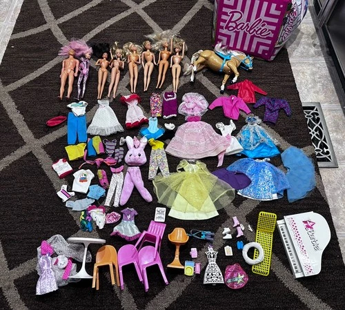 Lot Of  70 Vintage 1970’s 80’s 90’s Mattel Barbie Dolls & Clothes-accessories