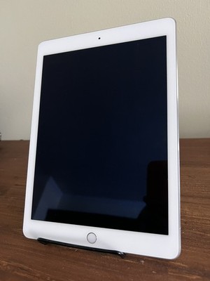 Apple iPad Air 2 128GB Silver EXCELLENT CONDITION Port works tested 