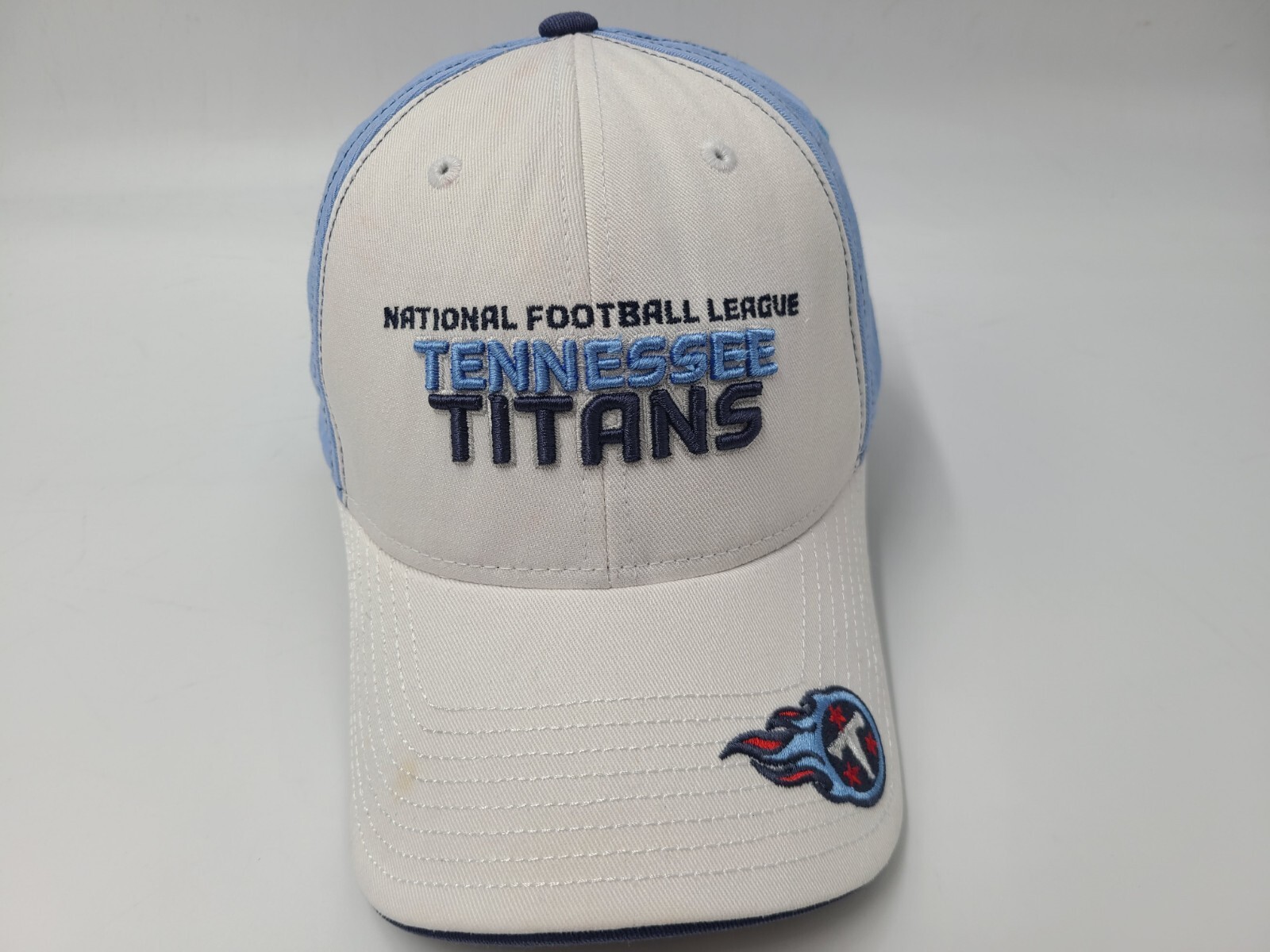 Tennessee Titans Reebok Adjustable NFL Cap for Men and Women in White and Blue