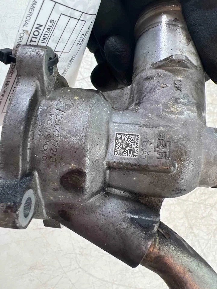 RAM PROMASTER CITY 2015 conjunto de termostato 05047772AB fabricante original Foto 3 de 4