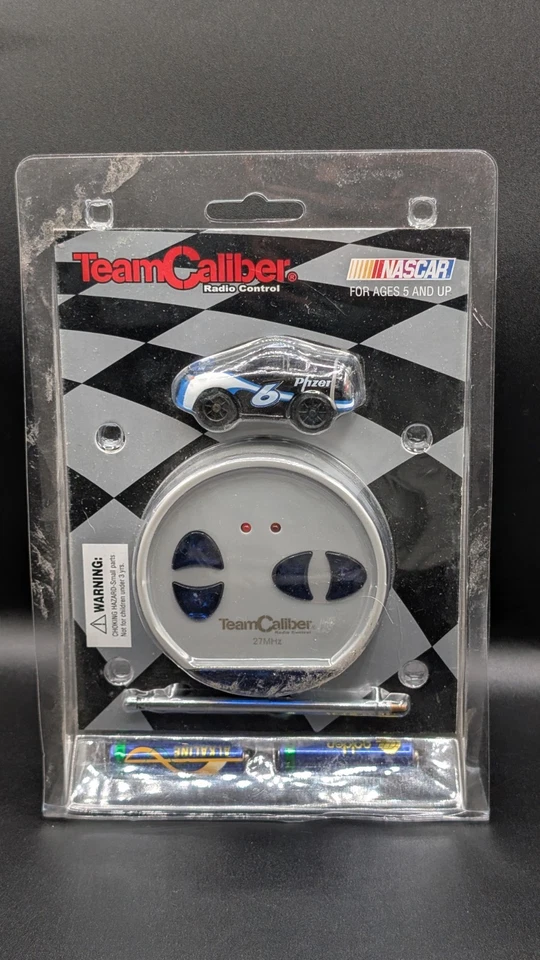 Lote de más de 10 artículos coleccionables de Mark Martin coches, llavero, figuras ect Foto 4 de 4