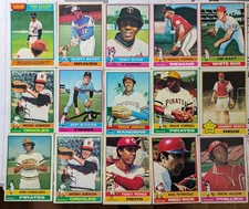 1976 Topps Baseball Cards  - see pics!