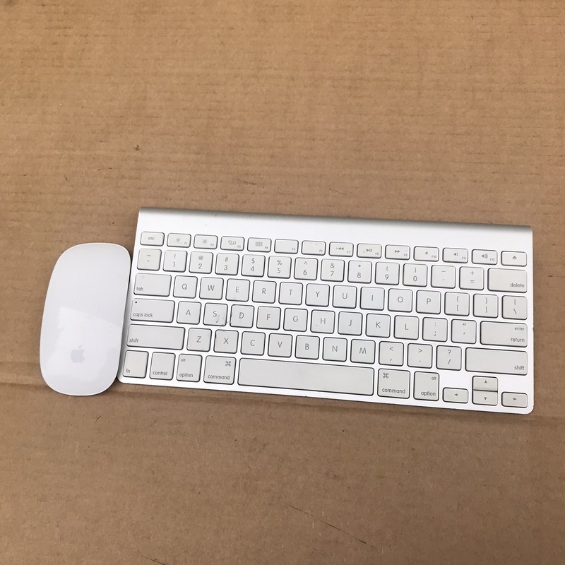 Apple Wireless Keyboard and Magic Mouse (A1296/A1314)
