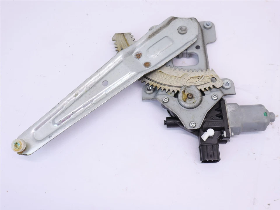 BUJE DE REPARACIÓN PARA REGULADORES DE VENTANA DE TIJERA OEM Subaru (se adapta a varios modelos) Foto 3 de 4