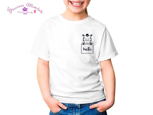 Hello Cute Giraffe in Pocket Kids Unisex T-shirt Cotton Birthday Gift Funny Pets - Picture 8 of 13