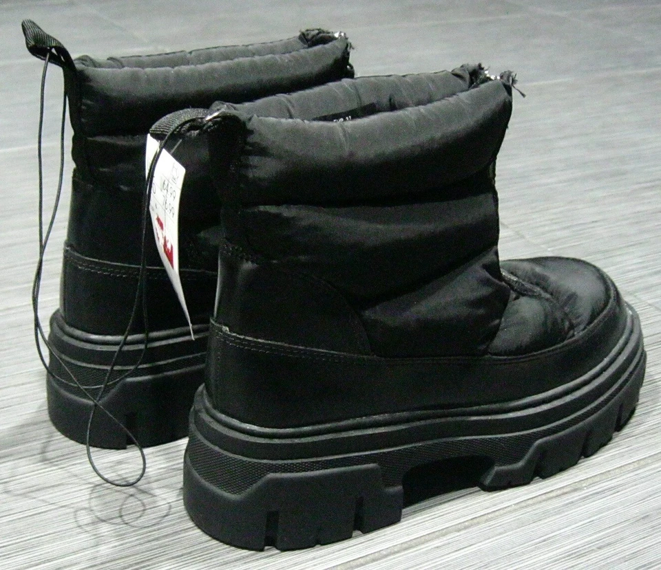BOTAS DE PIEL SINTÉTICA ACOLCHADAS FORRADAS CÁLIDAS negras H&M para mujer talla 6 8 NUEVAS CON ETIQUETA NUEVAS CON ETIQUETAS Foto 2 de 4