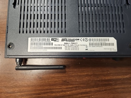 Router speedtouch THOMSON ADSL 2+ ST 605 WIFI MODEM USATO NO ALIMENTATORE - Picture 3 of 3