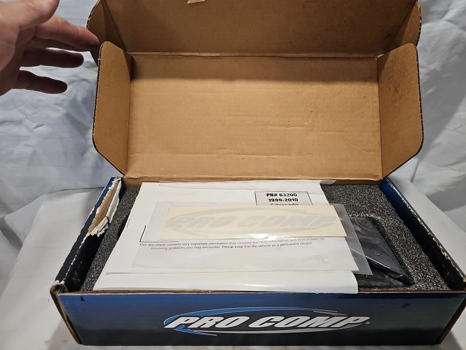 Chevy Silverado 1500hd/2500hd. Kit de elevación de nivel 1999-2010 2x2 y 4x4. Torsión de 8 orejetas K Foto 4 de 4