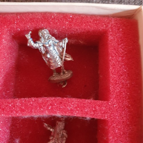 TSR AD&D 12 Metal Miniatures - Boxed - Magic Users & Illusionists - Complete - Picture 11 of 14