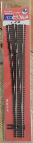 HO Gauge Peco SL-8382 C83 #8 Participación Izquierda Insulfrog Totalmente Nuevo en Paquete - Imagen 2 de 2