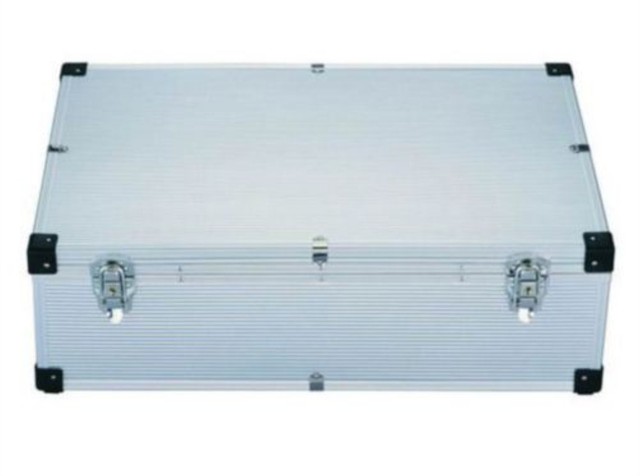 Neo 1000 Disc Aluminium CD/DVD Silver DJ Style Carry Case Neo 1000 Disc Aluminium CD/DVD Silver DJ Style Carry Case