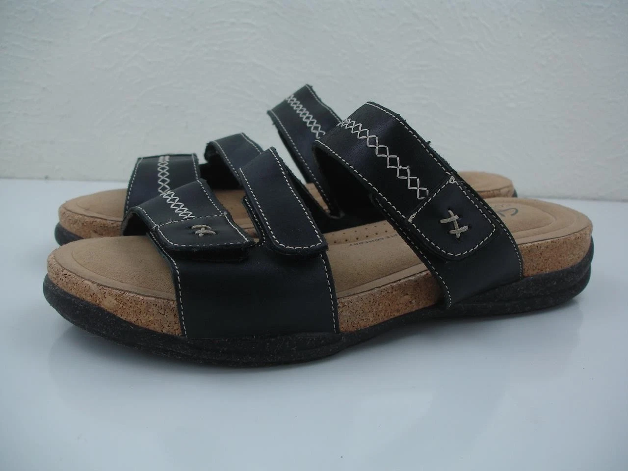 Sandali Clarks donna 9 M Roseville Bay in pelle slip on slide neri regolabili