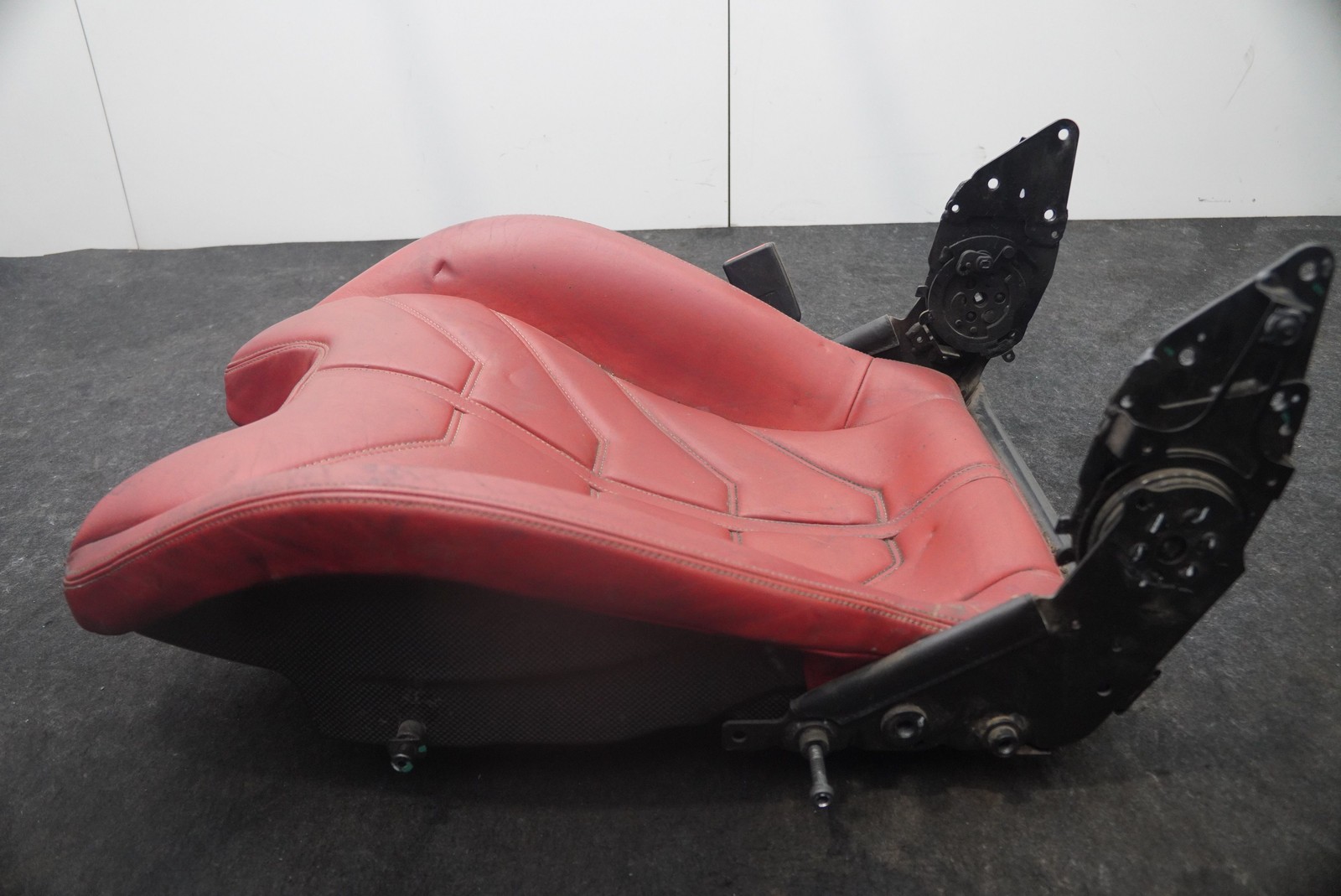Left Driver Lower Bottom Bucket Seat Cushion Carbon Fiber Racing Ferrari 458