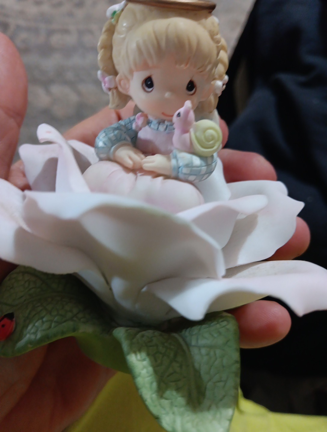 Picture 1 of 5