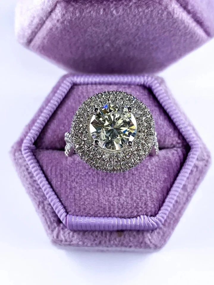 Обручальное кольцо из белого золота 14 карат с двойным ореолом и выращенным в лаборатории бриллиантом круглой огранки VS1 2,80 карата - Изображение 2 из 4