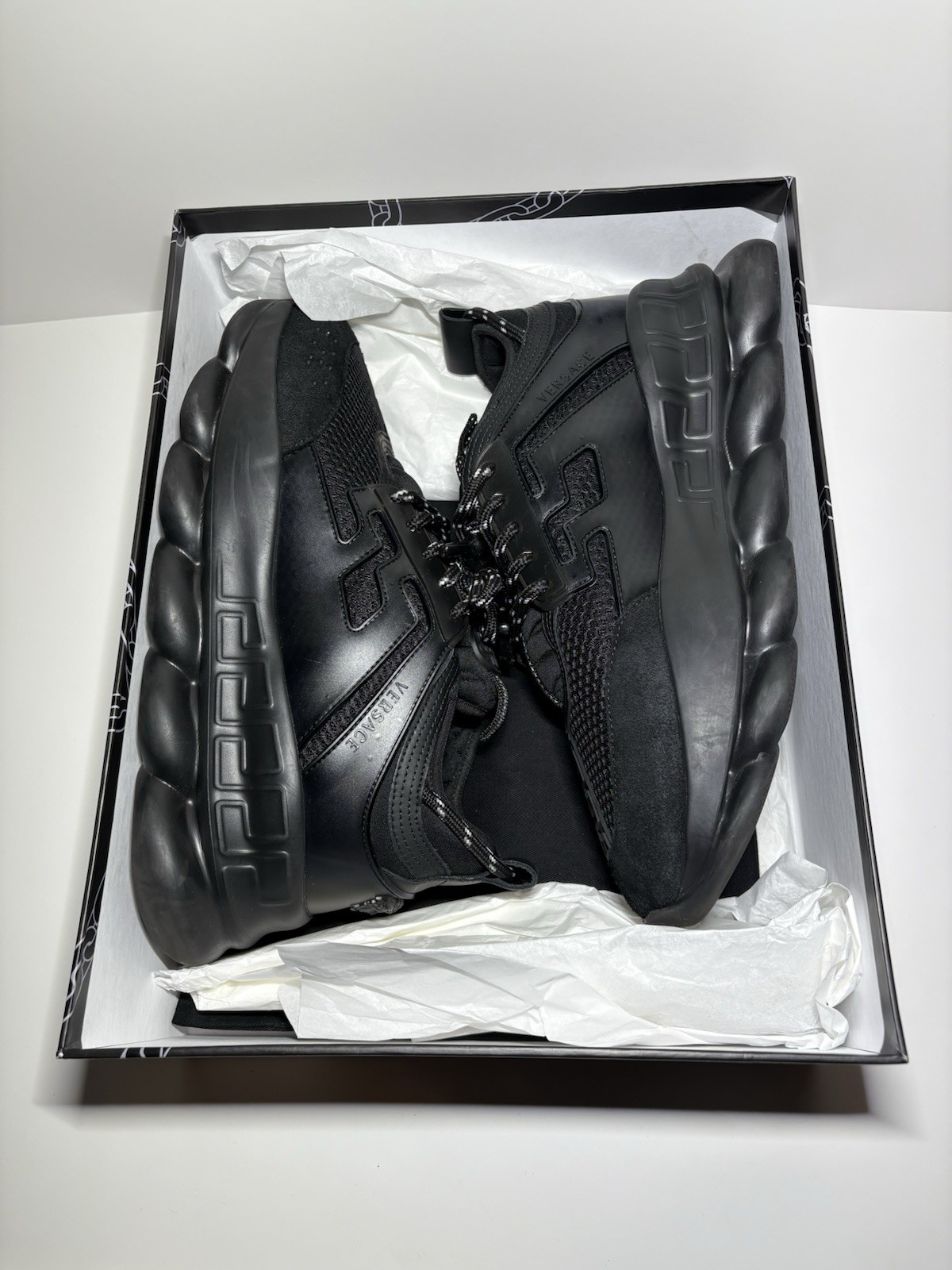Versace Chain Reaction Black Mens 42EU/US 9/9.5M  thumbnail 3