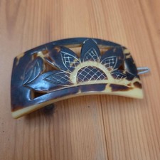 Vintage Bow-shaped Barrette with floral leaf engraving, metal clip