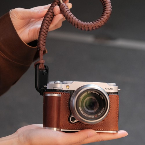 Genuine Leather Camera Bag Case Protect Cover Belt For Fujifilm XM5 Fuji X-M5 - Picture 2 of 36