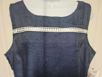 NEW Womens Denim Dress Lightweight Denim LIZ CLAIBORNE dress Size 18