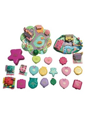 Vintage  Bluebird Polly Pocket Playsets Lot of 21 and 30 figures 