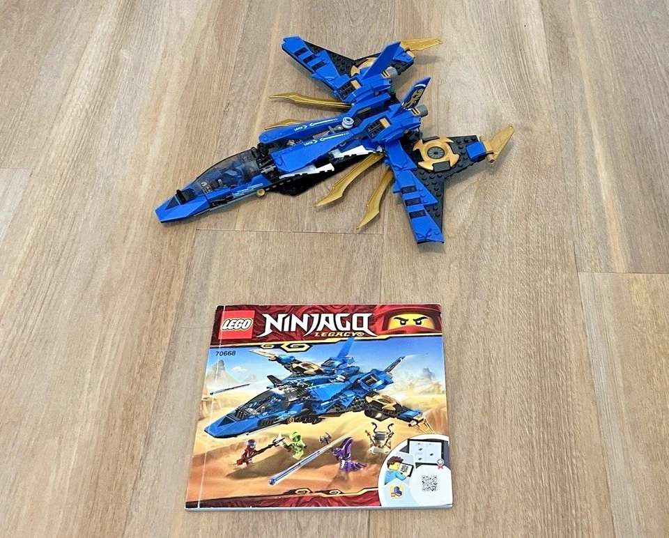 LEGO Ninjago 70668 Jay's Storm Fighter, Foto 1 von 3