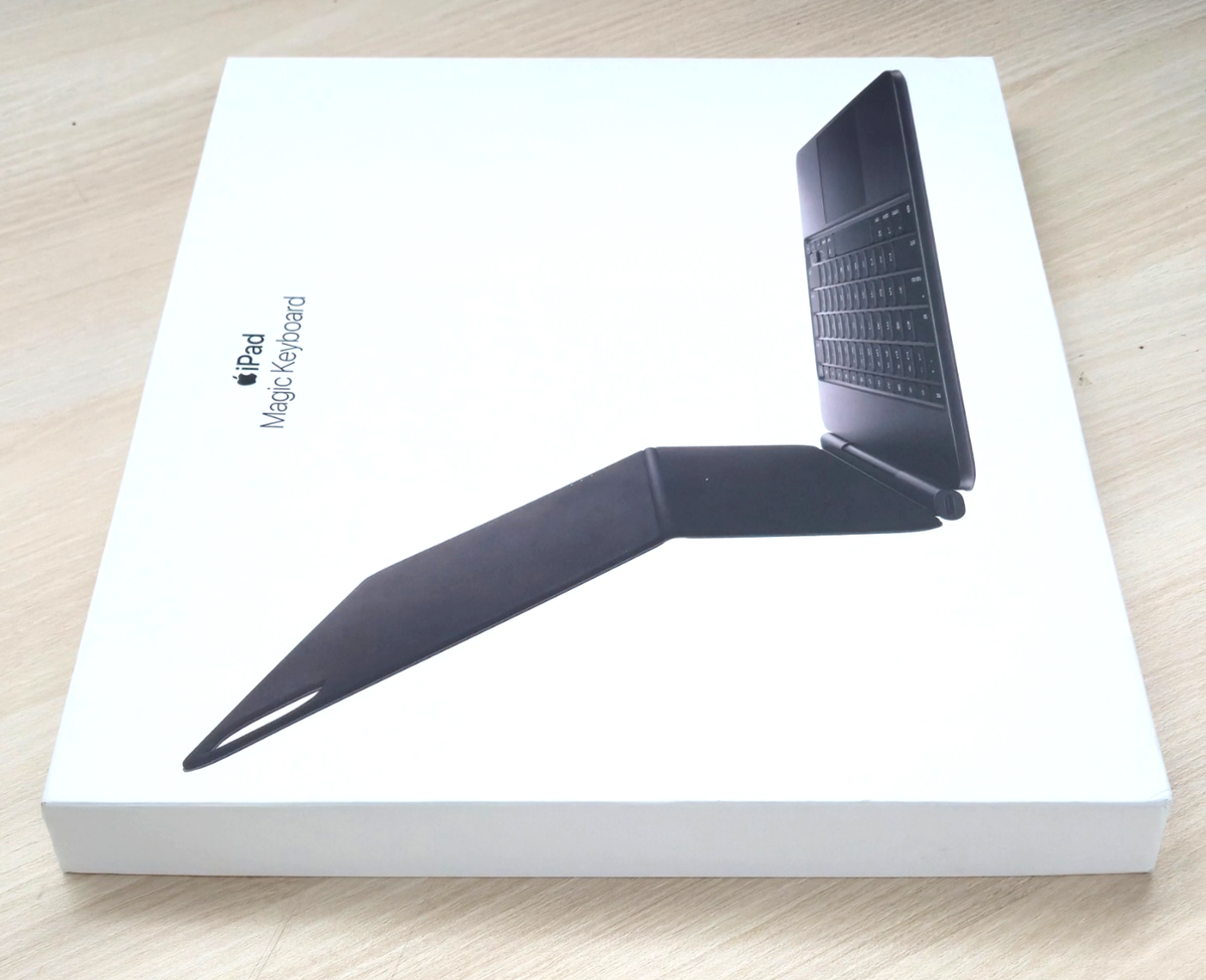 Apple Magic Keyboard for iPad Pro 13