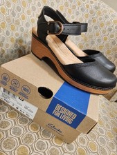 Clarks Womens Paizlee Bay Slingback Clog. Bla...