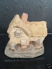 David Winter  John Hine 1985 VILLAGE SHOP