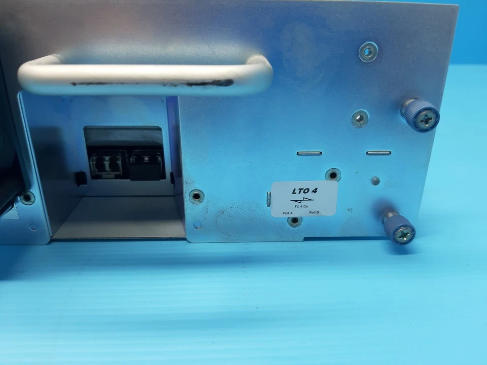 HP AJ042A PD098K#103 BRSLA-0601-DC MSL LTO-4 Ultrium Tape Drive ( Used ) - Image 2 of 4