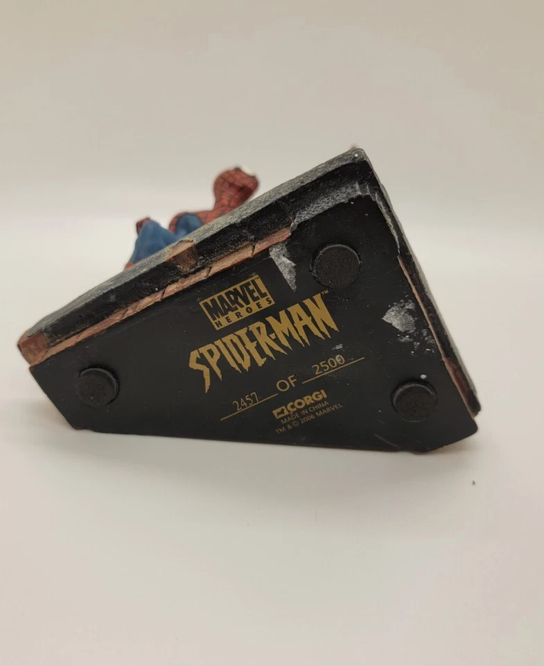 Estatua Spiderman Marvel Heroes Corgi Ltd Hand Ptd Mtl #2457/2500 IOB, CERTIFICADO 1:12 Foto 3 de 4